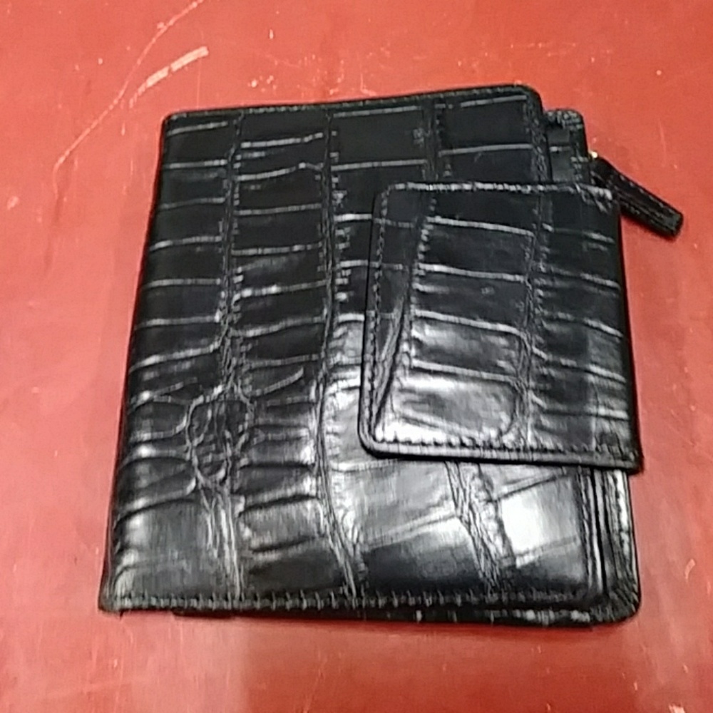 Brand New Excellent Condition Men's Mundi Wallet